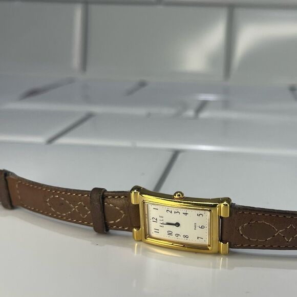 Elle White Dial oldβTONE Rectangle Case Brown Leather Band Watch - Picture 3 of 8